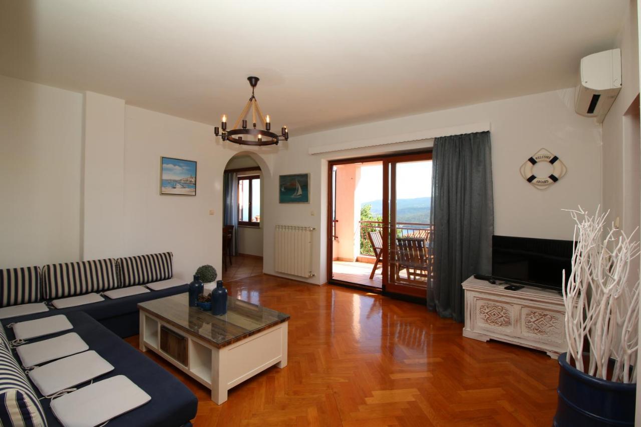 Apartment Rabac 7429A Exteriör bild